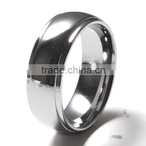Step Down Edge Shiny Polished Wood Grain Paper Inlay Tungsten Rings thumbnail-3