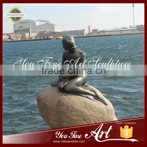 Seaside Sitting Bronze Mermaid Statue thumbnail-2