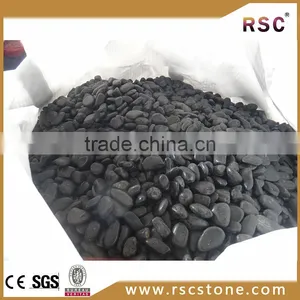 China Black Polished Pebble Stone in Size 2-4cm thumbnail-1