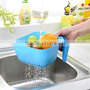 Plastic Square Vegetable Fruit Strainer Draining Basket With Handle thumbnail-1