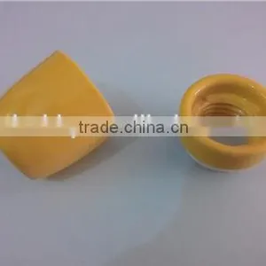 Types of E27 Hihg Frequency Ceramic Ceramic Colorful Lamp Holder Lamp Socket thumbnail-2