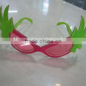 Party Glasses thumbnail-1
