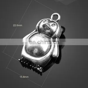 Wholesale Animal Bird Penguin Shape Pendant Alloy Pendant Jewelry Accessories thumbnail-1