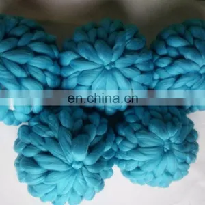 Free Sample Arm Knitting Australian Merino Wool Soft Hold Pillow thumbnail-6