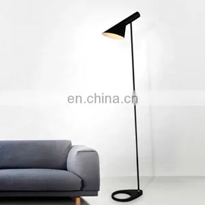 Contemporary Art Deco Metal Indoor Floor Lamp thumbnail-3