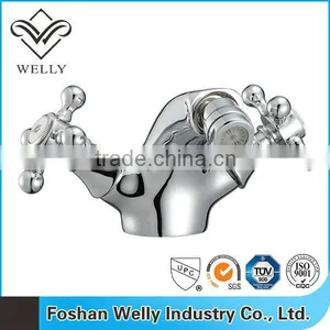 Popular European Style Bathtub Water Faucet Installation thumbnail-1