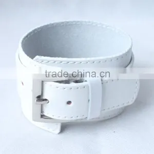 2016 Trending Products Adjustable Genuine Leather Women Bracelet thumbnail-3