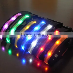 LED Nylon Pet Dog Collar Night Safety LED Light-up Flashing Glow In The Dark Electric LED Pets Cat Dog Collar thumbnail-4