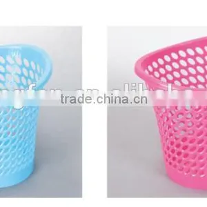Plastic Wastebasket thumbnail-1
