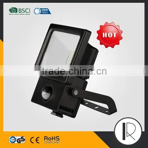 High Bright 10W Cranked Bracket Sensor LED Floodlight thumbnail-2