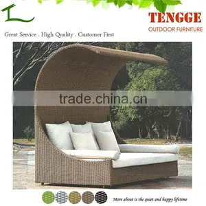 YH-8176 Outdoor Beach Wicker Lounge Bed Round Small Rattan Bed thumbnail-1