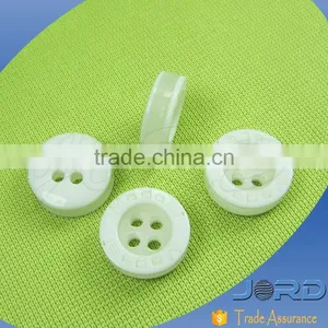 12years Experience Small White Buttons Engraving Clothing Buttons thumbnail-1