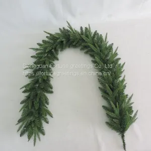 Artificial Christmas Garland thumbnail-1
