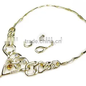 New Design Fashion Design Artificial Necklace Sets thumbnail-1