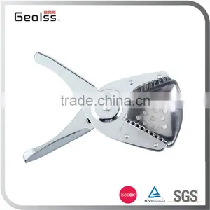 Manual Lemon Squeezer and Orange Juicer thumbnail-1