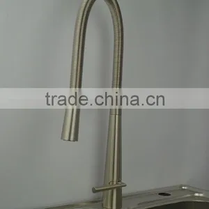 New Style Pull Out Spring Kinchen Faucet thumbnail-1