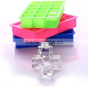 Perfect Square Shaped 8 Holes Silicone Ice Cube Tray thumbnail-3