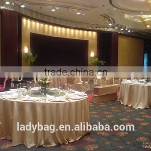 Bangquet Tablecloth thumbnail-3