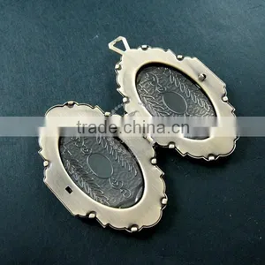 38x56mm Vintage Style Flower Engraved Antiqued Bronze Brass Big Unique Photo Locket Pendant Charm DIY Supplies 1191030 thumbnail-3