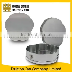 Flower Shaped Tin With Latch and Hinged Lid thumbnail-1