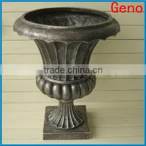 Flower Vase thumbnail-1