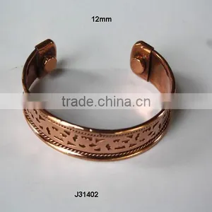 Magnetic Copper Bracelet With Etched Floral Patterns thumbnail-1