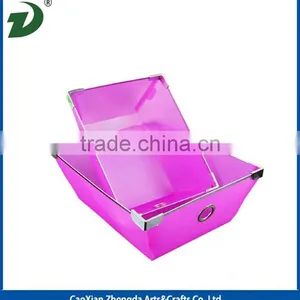 Clear Plastic Storage Box thumbnail-4