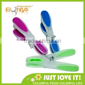 Packed Into Plastic Basket Multifunctional Plastic Soft Grip Clothes Peg thumbnail-1