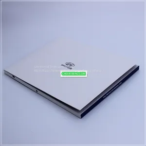 All-angle-viewing HD IPS Screen 7 Inch Video Brochure With Headphone Jack Design thumbnail-4