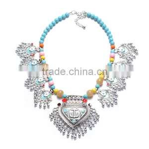Europe and the United States Exaggerate the New Beads Chain Necklace Spring Summer Alloy Fan-shaped Pendant Vintage Jewelry thumbnail-1