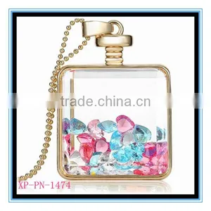 XP-PN-1474 Latest Factory Design Crystal Square Glass Perfume Necklace Photo Frame Locket Pendant Necklace thumbnail-1
