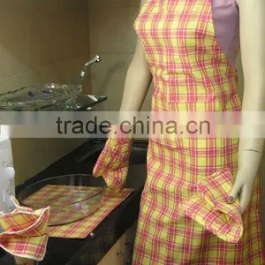 Aprons thumbnail-1