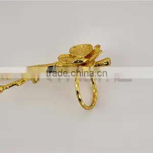 Cheap Decorative 2014 Unique Fashion Wholesale New Design Gold Napkin Rings thumbnail-3