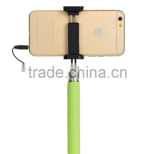 Wired Selfie Stick thumbnail-3