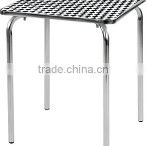 Outdoor Table thumbnail-1