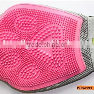 Rubber Love Glove Grooming Mitt for Cats thumbnail-1