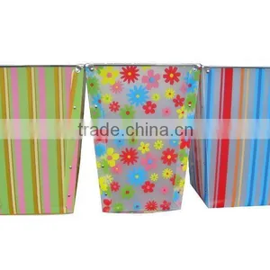 Plastic Trash Can thumbnail-1