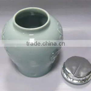 Porcelain Tea Caddy thumbnail-1