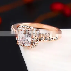 High Quality 14k Rose Gold Plated White Crystal With Big Square Zircon Ladies Rings for Wedding thumbnail-4