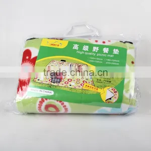 Wholesale Hot Sell Household High Quality Waterproof Folding Picnic Mat With Black Handle thumbnail-1