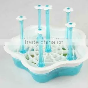Flower Shaped Plastic Cup Holder thumbnail-1