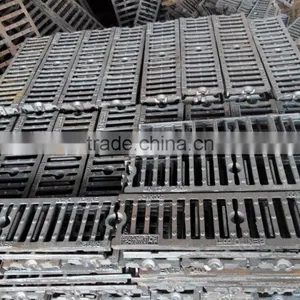 Corrosion Resistant Square Cast Iron Tree Grating thumbnail-2
