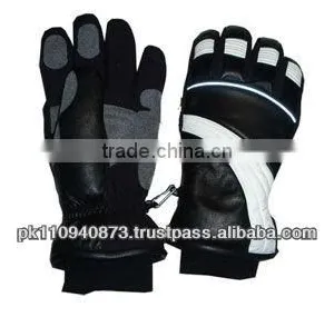 Ski Gloves thumbnail-1