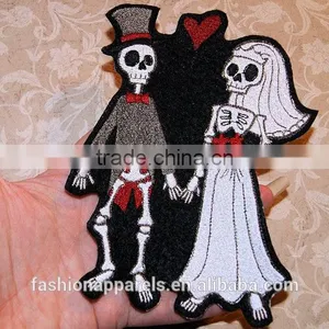 Custom High Quality Embroidered Creative Skulls Couples Patch for Clothes Embroidery Patch Made in China Choose Size/color thumbnail-2