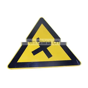 Professional OEM Factory Custom Made Hard Aluminum Safty Text Printed Triangle Shape Reflective Metal Warning Road Sign thumbnail-1