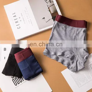 Seamless Craft Breathable Comfortable Factory Outlet Viscose Zero Sense Men's Underwear thumbnail-1