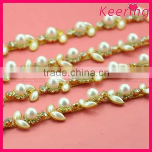 Wholesale Flower Shape Decorative Rhinestone and Pearl Bead Chain for Garment WRC-215 thumbnail-1