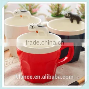 Ceramic Lazy Cat Mug With Lovely Animal Figurine on the Rim thumbnail-1