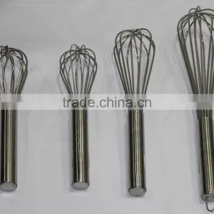 Metal Whisk thumbnail-1