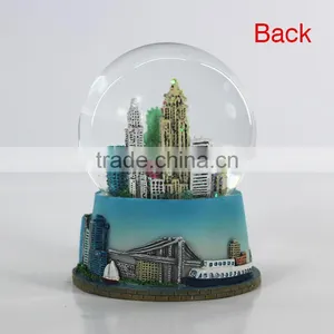 Resin New York Statue of Liberty Snow Globe thumbnail-4